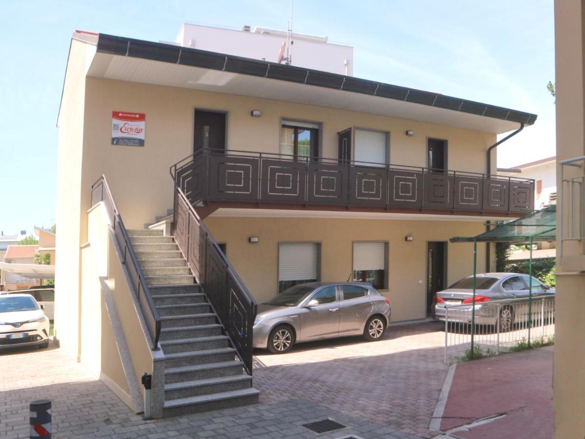 Viviana Apartment Линяно Сабиадоро Екстериор снимка
